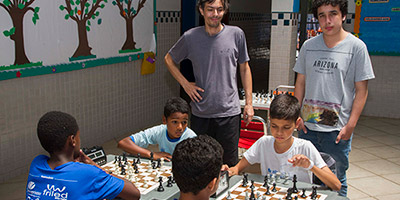 Vitor - Rio de Janeiro,Rio de Janeiro: Pedagogo dá aulas de xadrez
